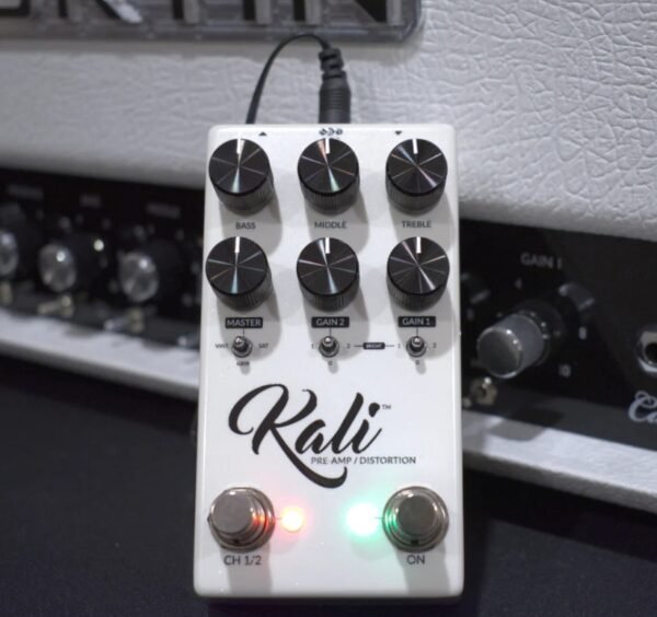 02 Fortin KALI® Pre-Amp Distortion 破音效果器