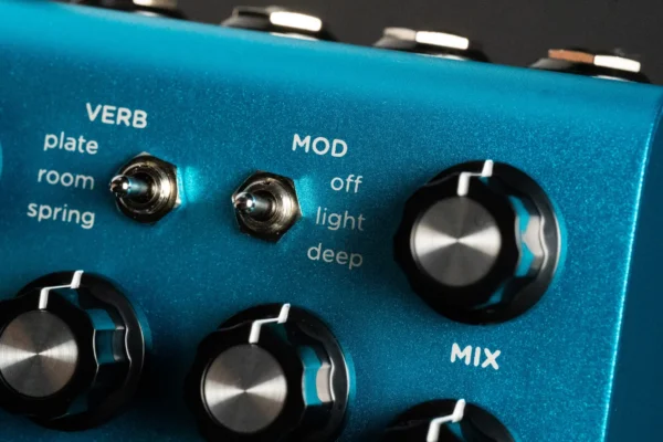 bluesky-mod Strymon | blueSky V2 Reverb | 雙核心殘響引擎踏板