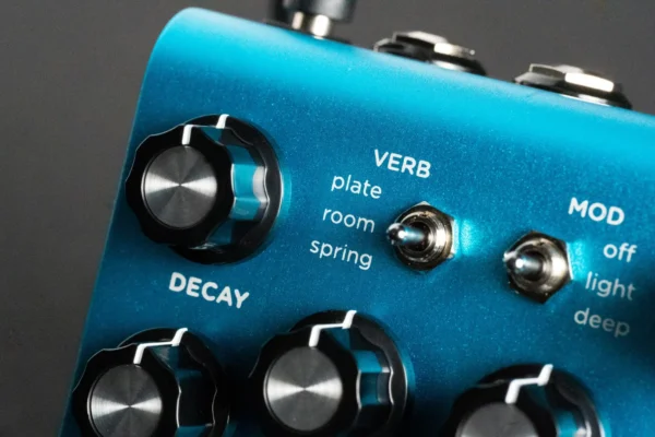 bluesky-verb Strymon | blueSky V2 Reverb | 雙核心殘響引擎踏板