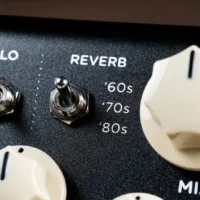 Strymon | Flint V2 Tremolo & Reverb | 經典顫音殘響雙引擎