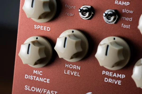 lex-horn Strymon | Lex V2 | Rotary 音牆 × 雙速切換