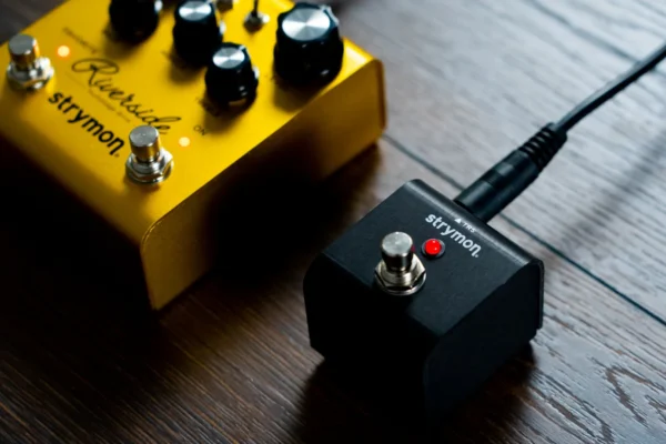 mini-switch-reverside Strymon | MiniSwitch | 外接控制 × 預設切換 × Tap 節奏踏板