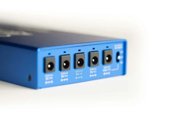 r300-port Strymon | Zuma R300 High Current Power Supply | 交換式 萬用電壓 電供