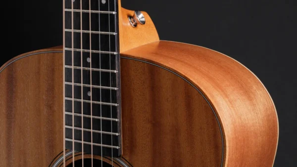 Taylor GS Mini-e Mahogany 電木吉他