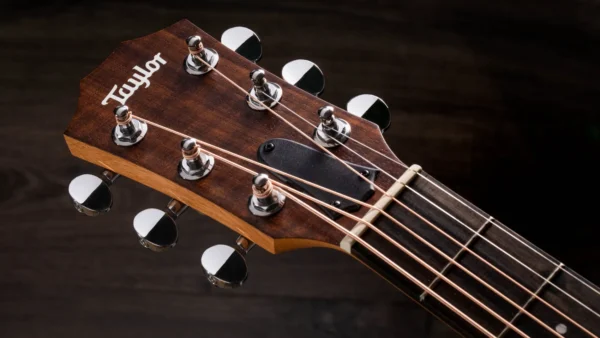 Taylor GS Mini-e Mahogany 電木吉他